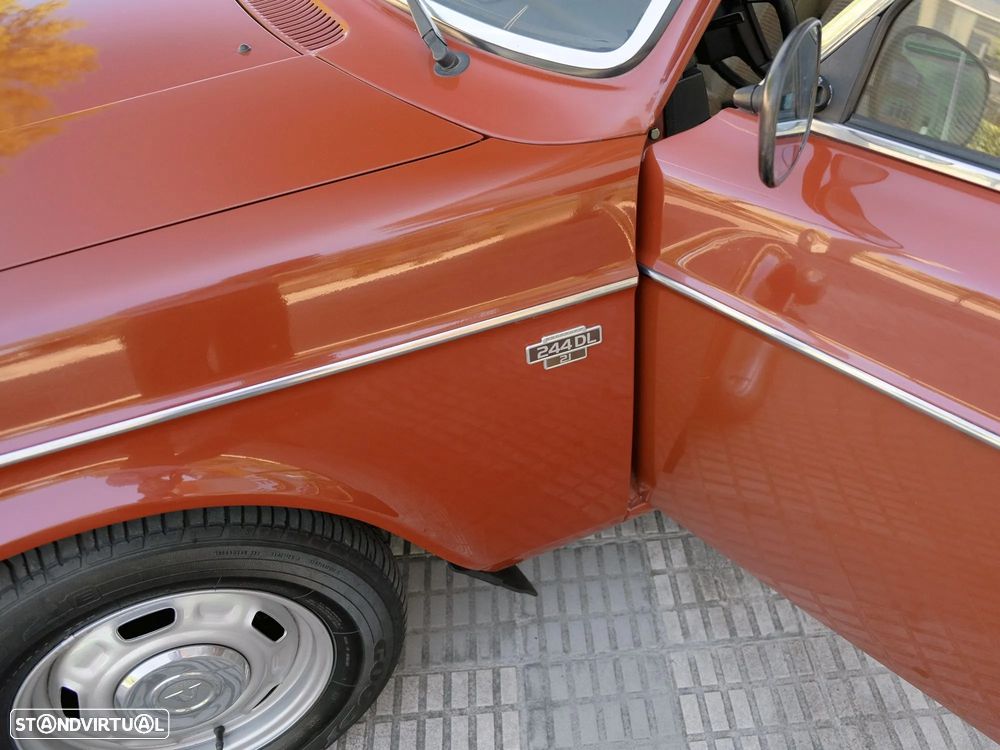 Volvo 244 - 13