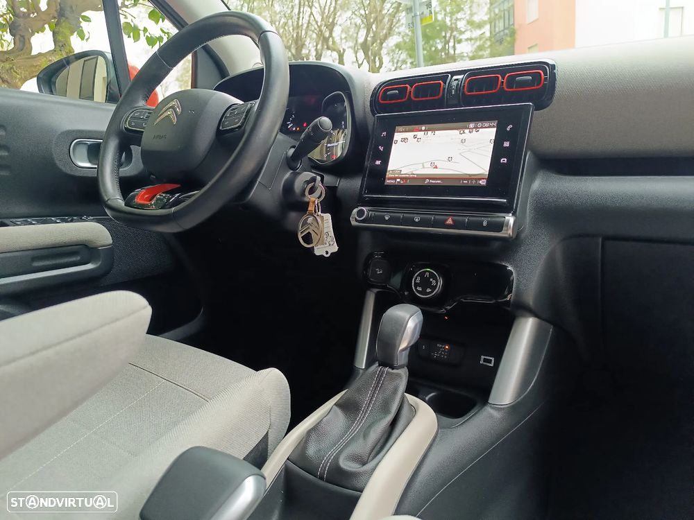 Citroën C3 Aircross PureTech 130 Stop & Start EAT6 OPF SHINE - 24