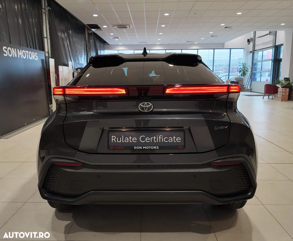 Toyota C-HR 1.8 Hybrid Team Deutschland - 8