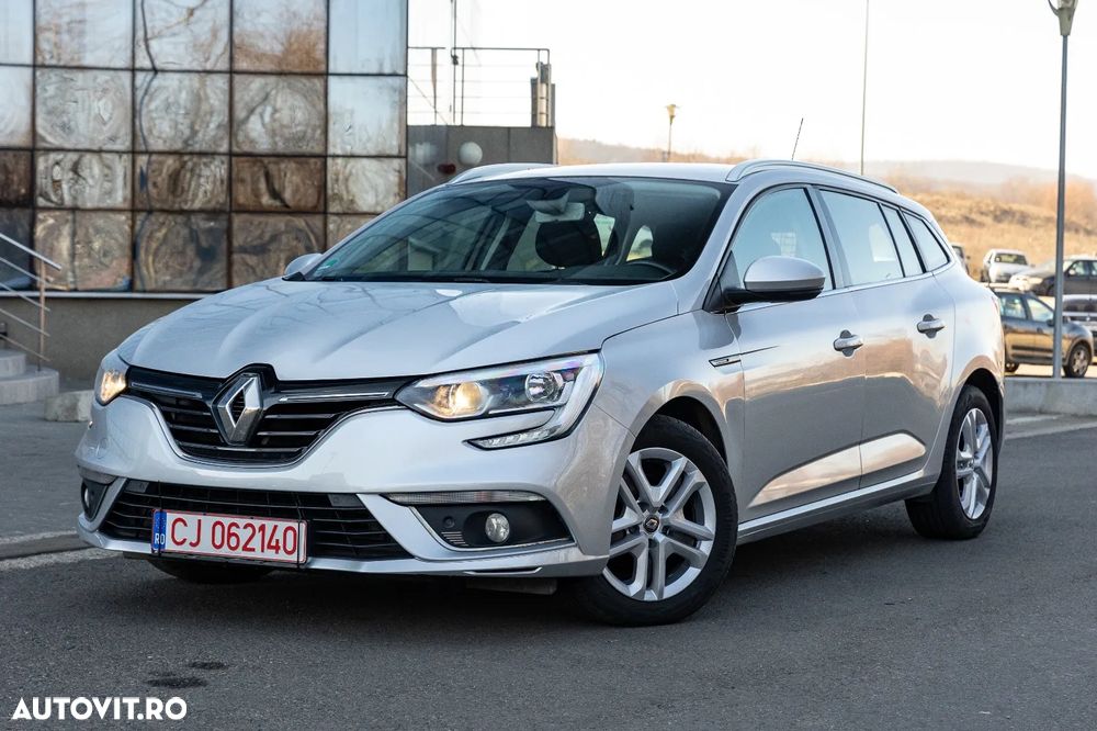 Renault Megane Blue dCi 116 Zen - 4