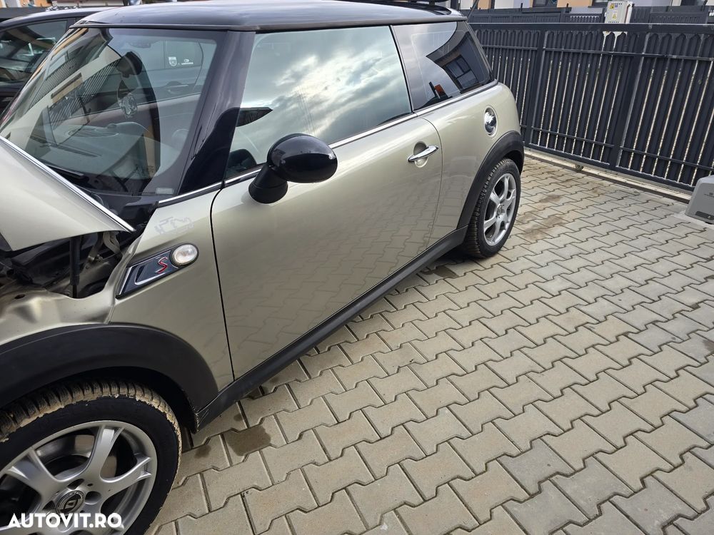 Mini Cooper S Standard - 9