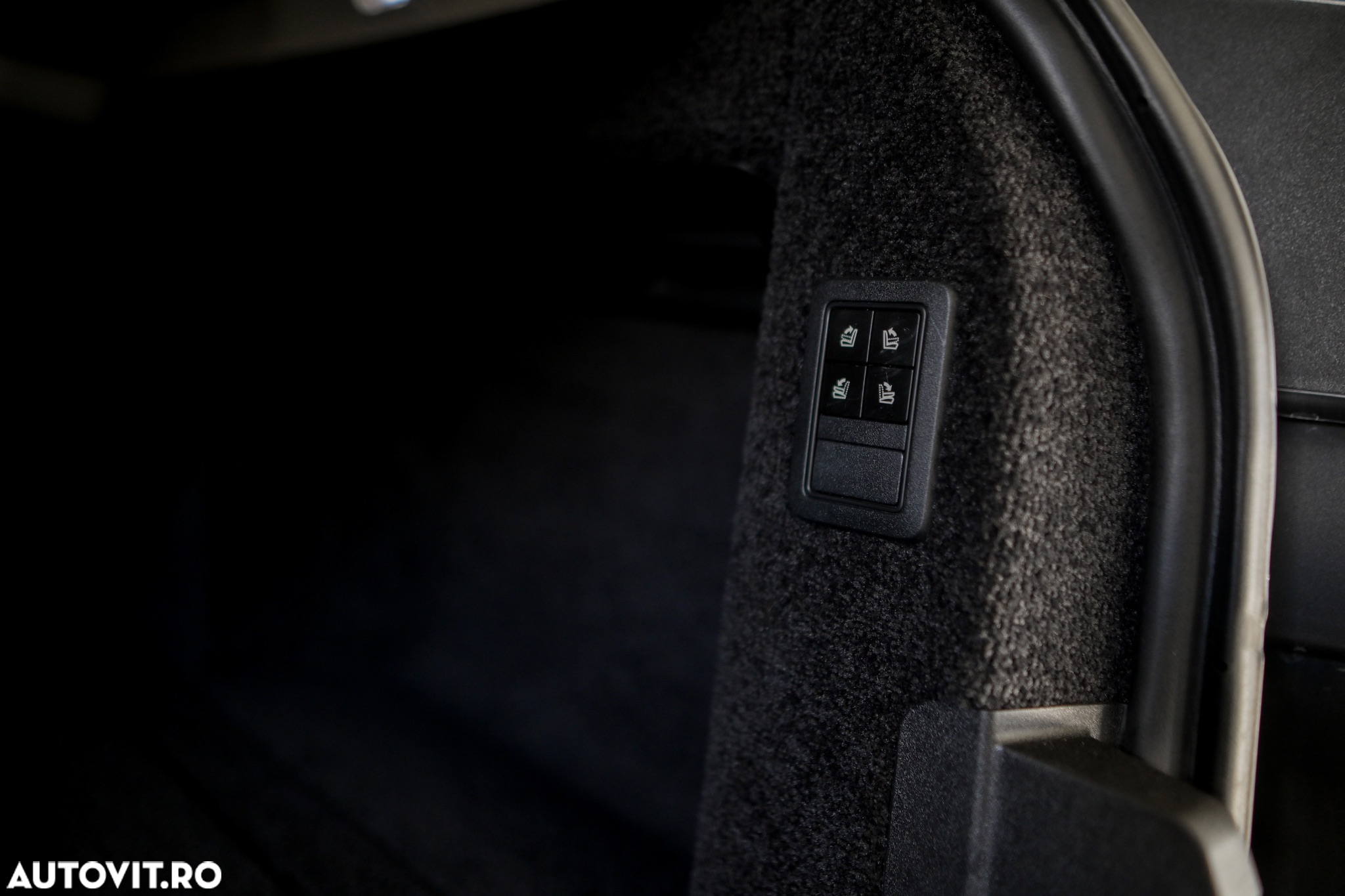 Land Rover Range Rover Vogue - 32