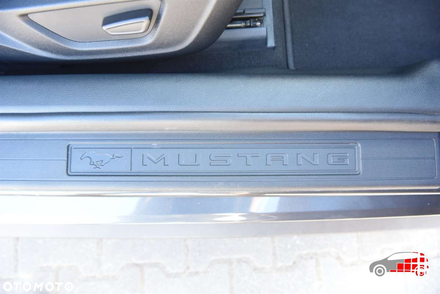 Ford Mustang 5.0 V8 GT - 17