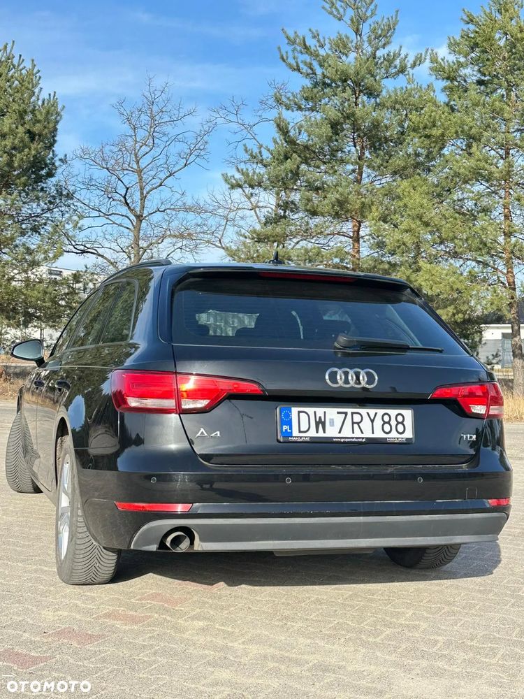 Audi A4 Avant 35 TDI S tronic - 9