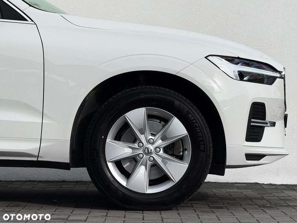 Volvo XC 60 B4 B Momentum Pro - 33