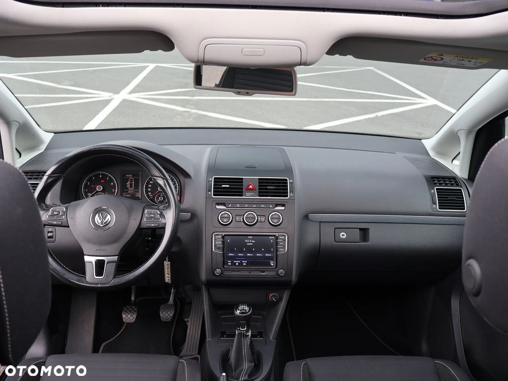 Volkswagen Touran 1.4 TSI Cup - 10