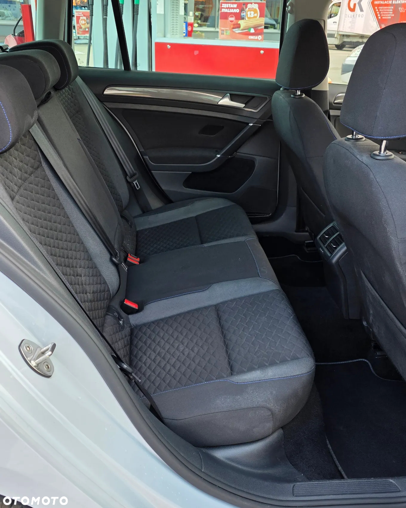 Volkswagen Golf 2.0 TDI SCR Comfortline - 7