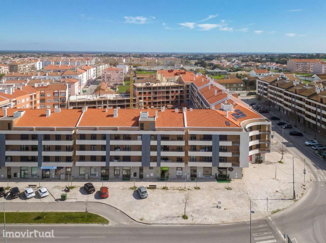 T1 com Vista Incrível no Empreendimento Val'Flores | Pinhal Novo - Grande imagem: 2/20