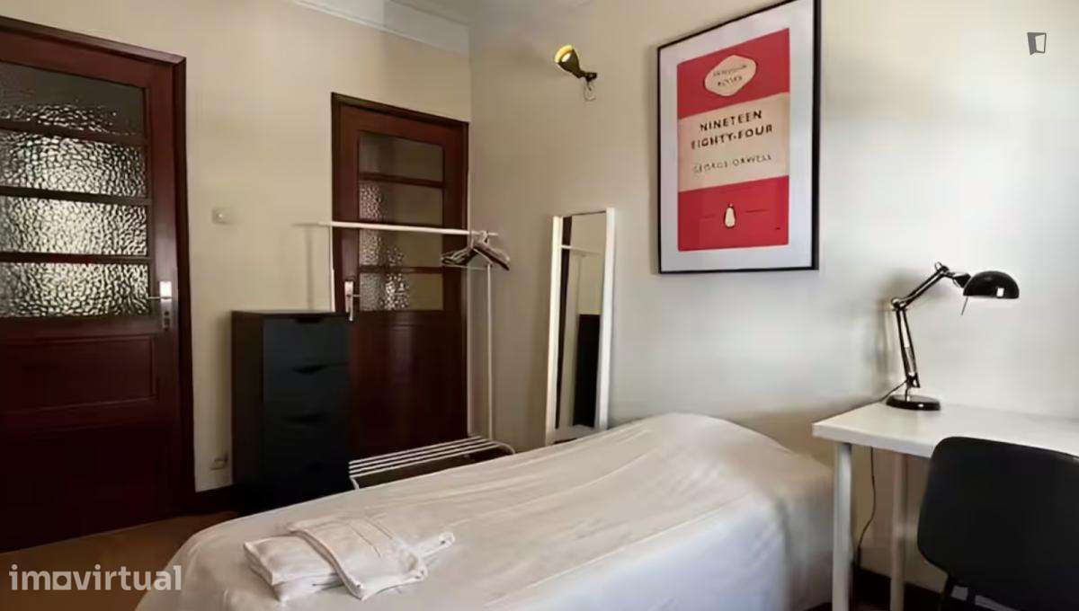 Quarto - localizado em Cedofeita Porto - Grande imagem: 2/11