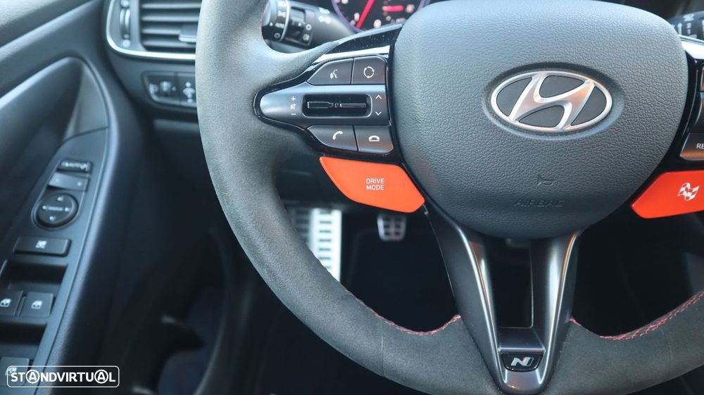 Hyundai i30 N 2.0 T-GDi Performance Pack - 20