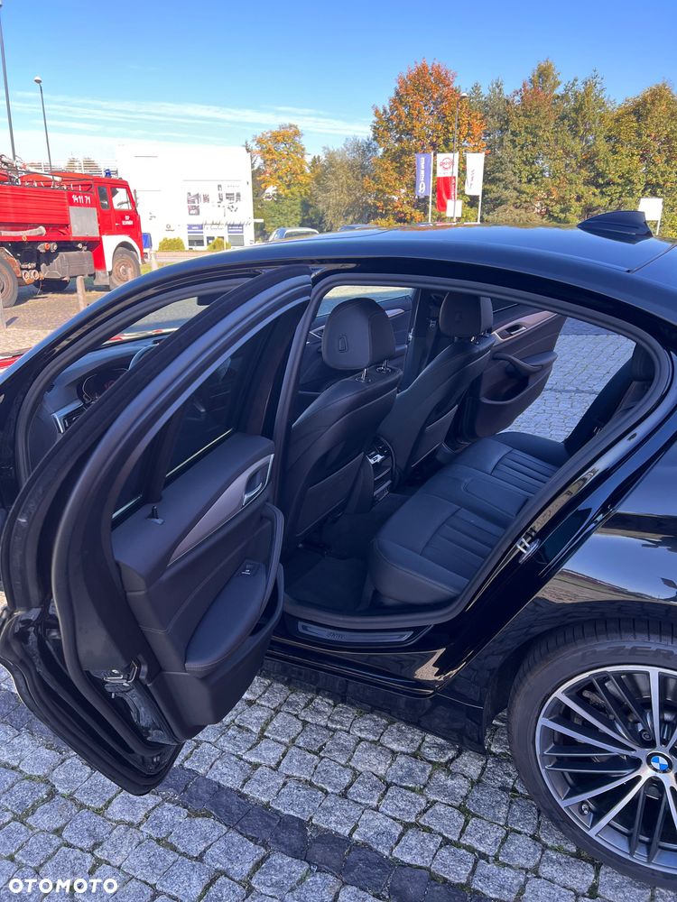 BMW Seria 5 - 11