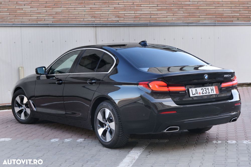 BMW Seria 5 520d Aut. Sport Line - 15