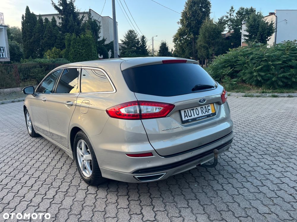 Ford Mondeo 2.0 TDCi STart-Stopp Titanium - 11