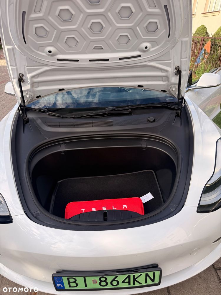 Tesla Model 3 - 20