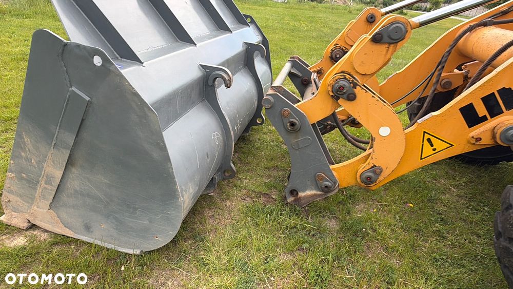 Liebherr Ładowarka Liebherr L524 KLIMA łyżka2,5m3+widły bezAdblue i Dpf szybkozłącze hydr. Cat Caterpillar 924K  924H  930K Volvo L60H / L70H Komatsu WA200-8 WA270-8JCB 426 427 - 8