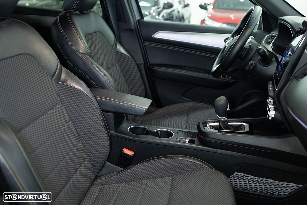 Renault Arkana 1.3 TCe Techno EDC - 17