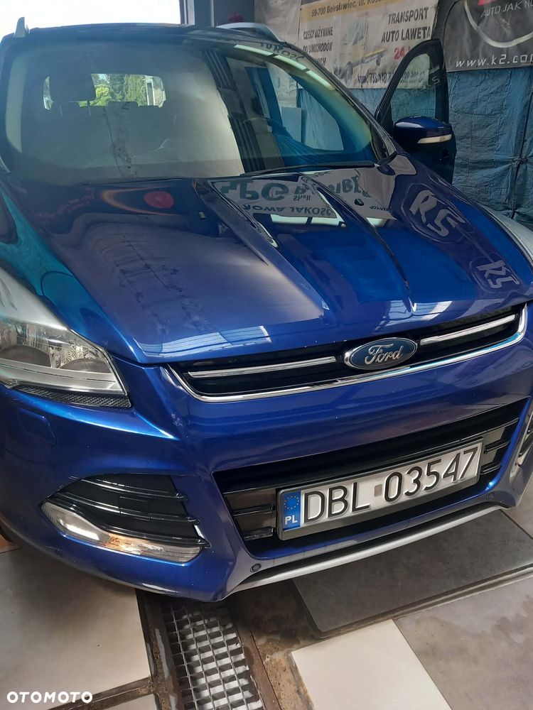 Ford Kuga 2.0 TDCi 2x4 Titanium - 10