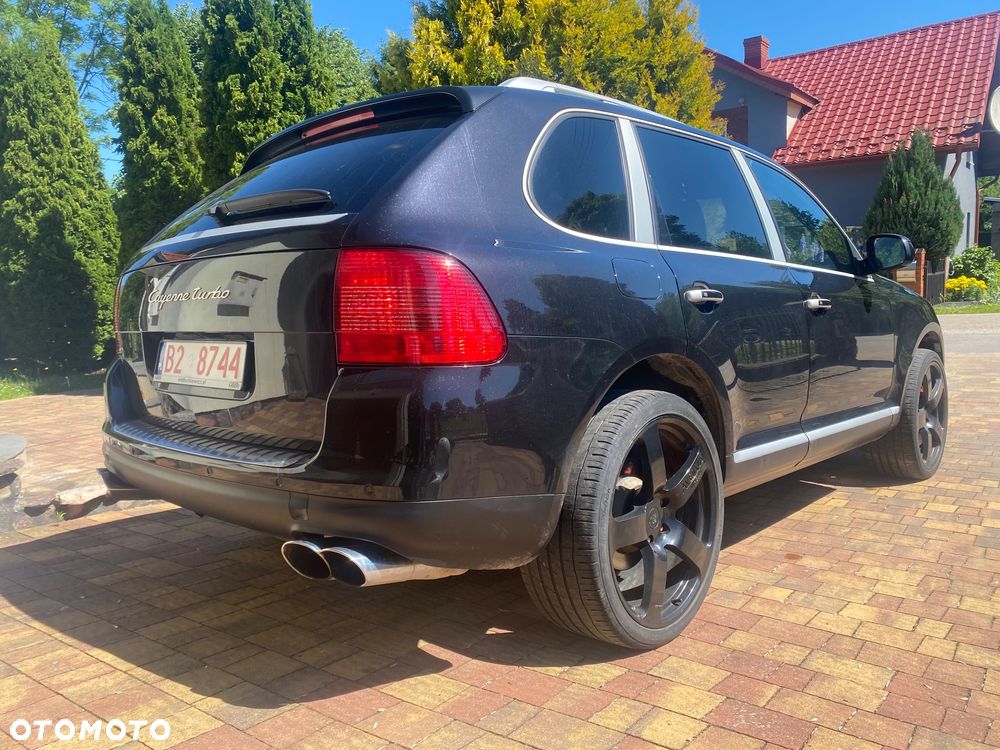 Porsche Cayenne - 10