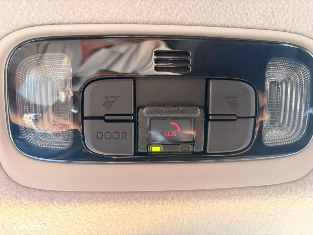 Toyota Yaris 1.5 HDF Comfort Plus - 34