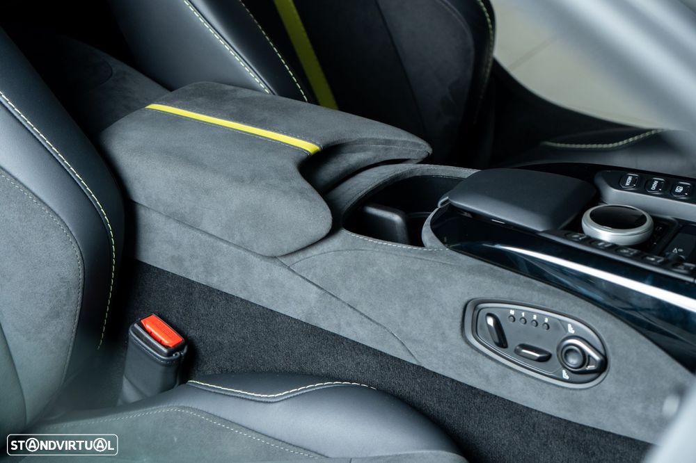Aston Martin Vantage Coupe V8 F1 Edition - 19