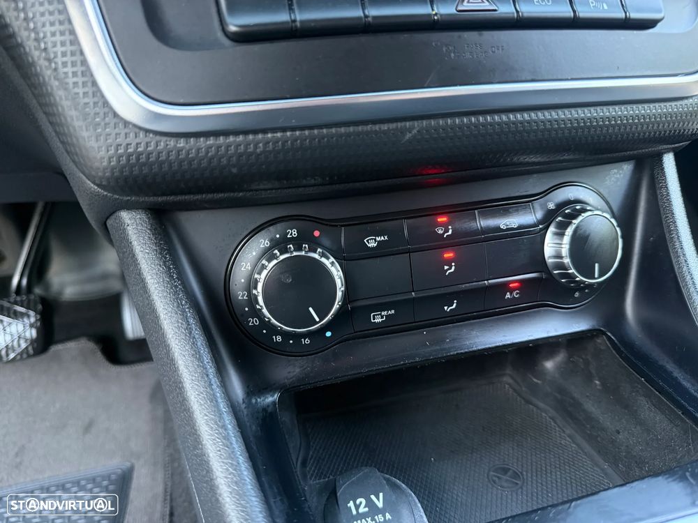 Mercedes-Benz A 180 CDI BE Edition Urban - 28