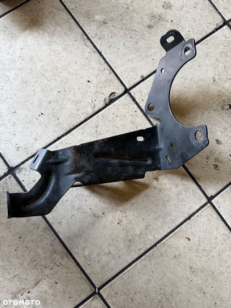 Mocowanie łapa skrzyni biegów tył napęd Renault Master III 241374615R - 1