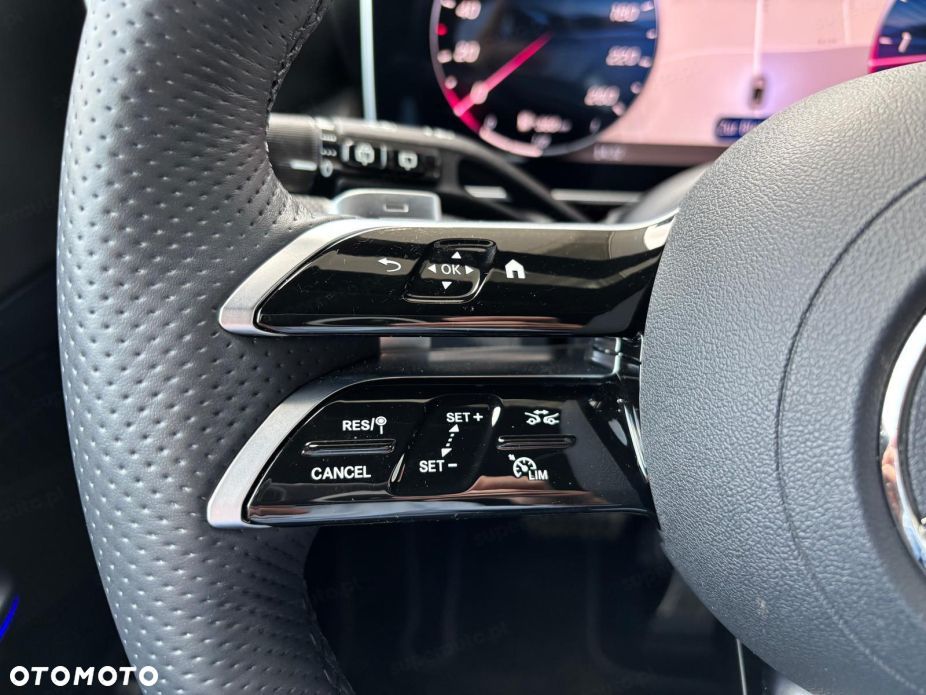 Mercedes-Benz GLC - 10