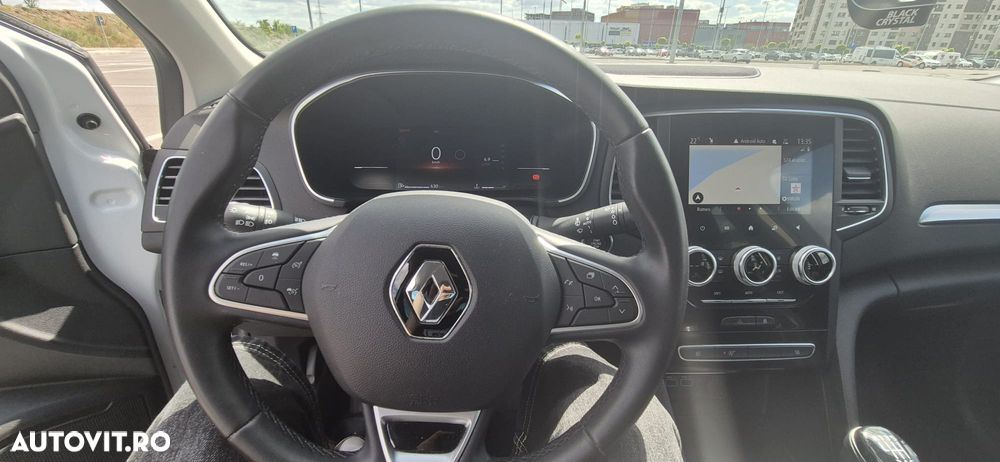 Renault Megane TCe 140 GPF Techno - 30