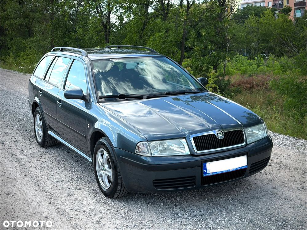 Skoda Octavia 2.0 Combi Ambiente - 2