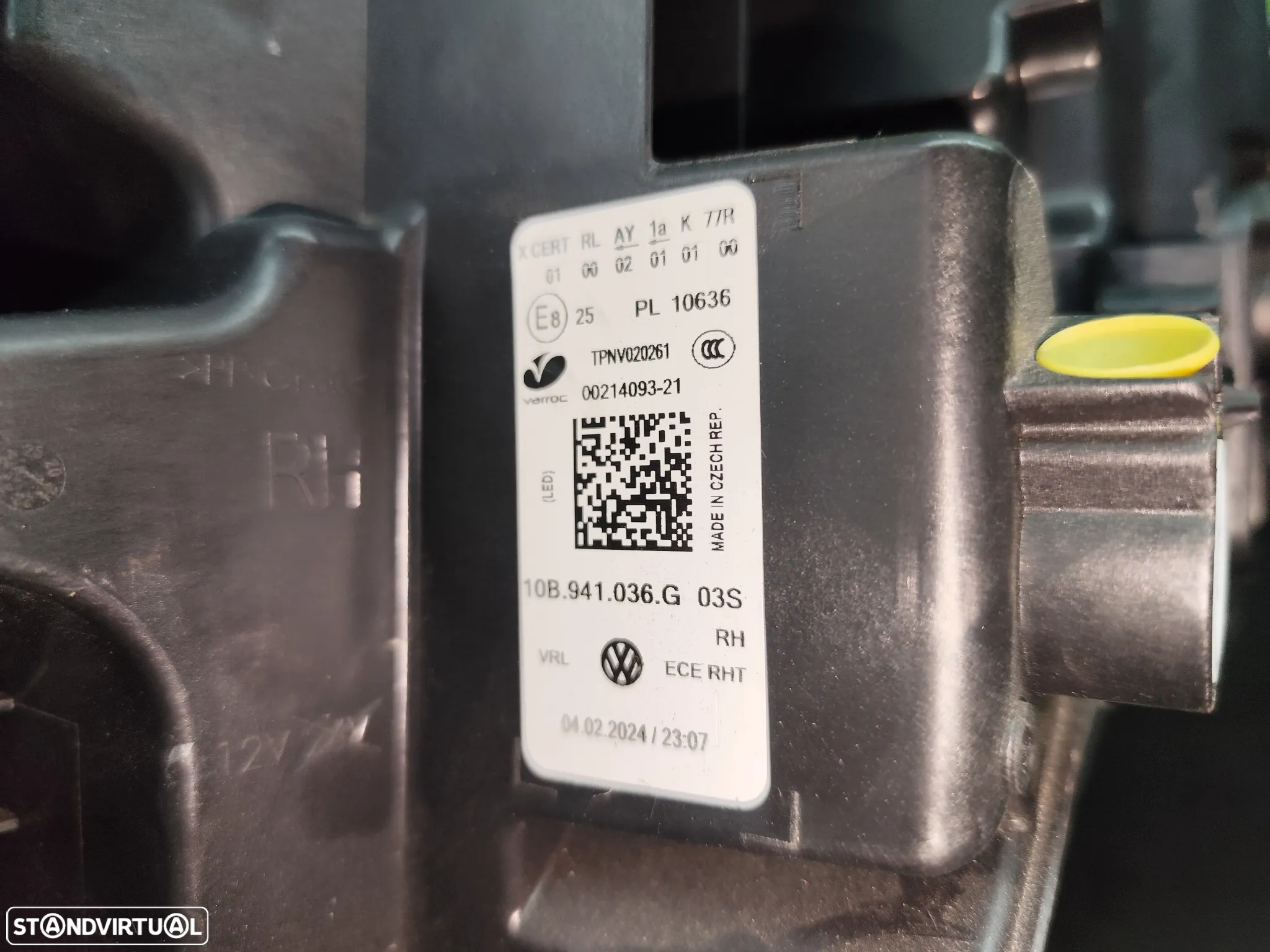 VW ID3 FAROL DIRETO - FF680 - 10