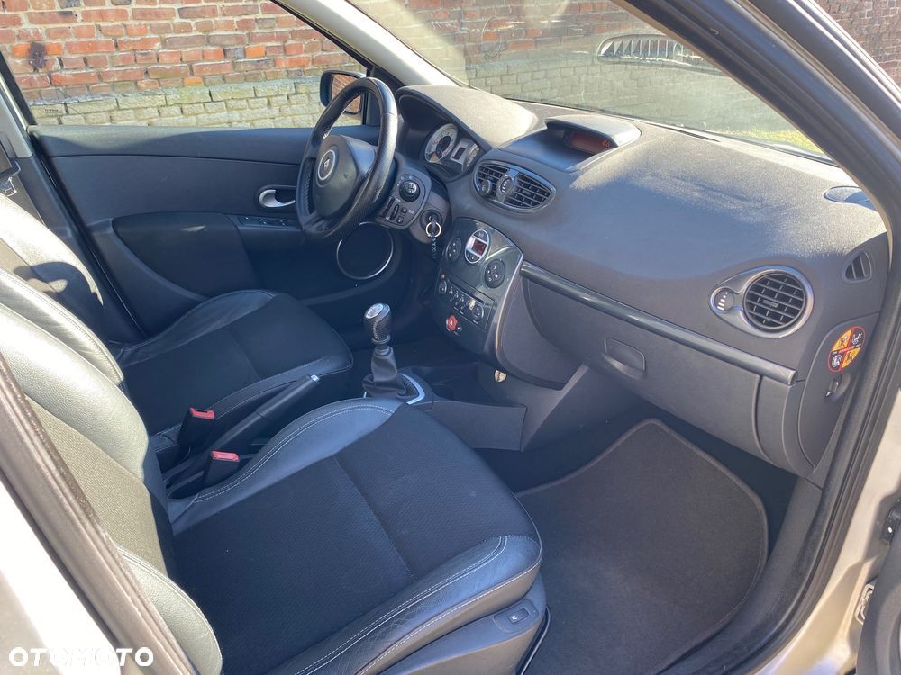 Renault Clio 2.0 16V ESP Exception - 11