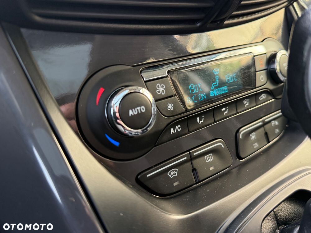 Ford Kuga 2.0 TDCi Titanium S MPS6 - 32