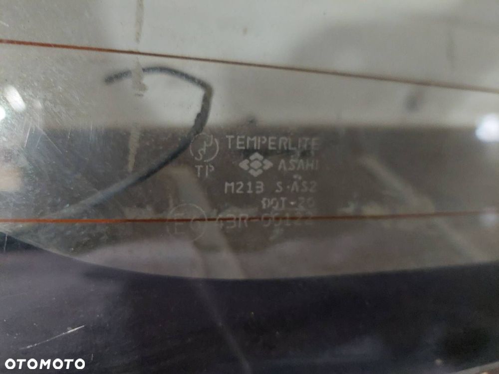 SZYBA TYŁ KLAPY BAGAŻNIKA SUZUKI IGNIS I HB 3D 00-06 - 2