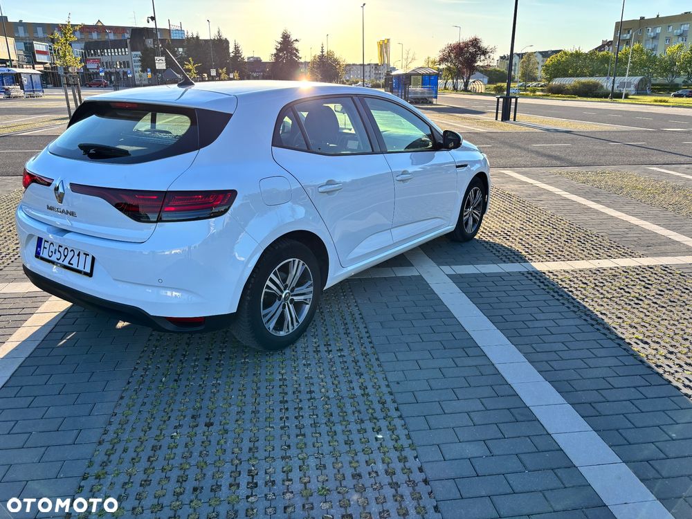 Renault Megane 1.5 Blue dCi Intens - 9