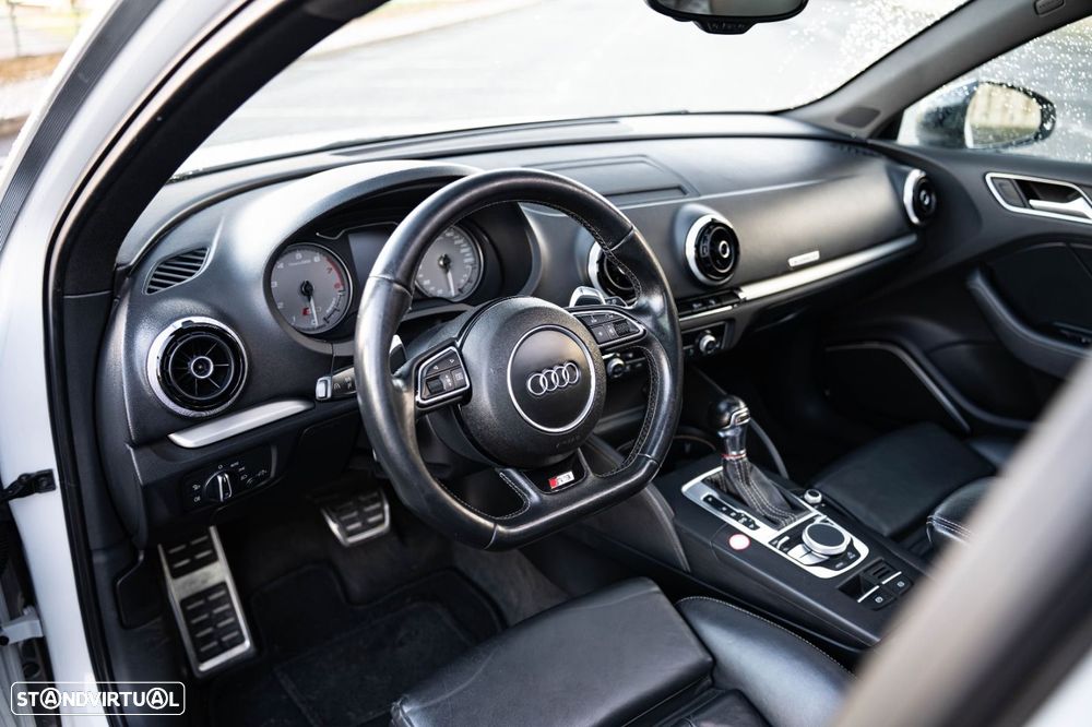 Audi S3 Sportback 2.0 TFSi quattro S tronic - 32