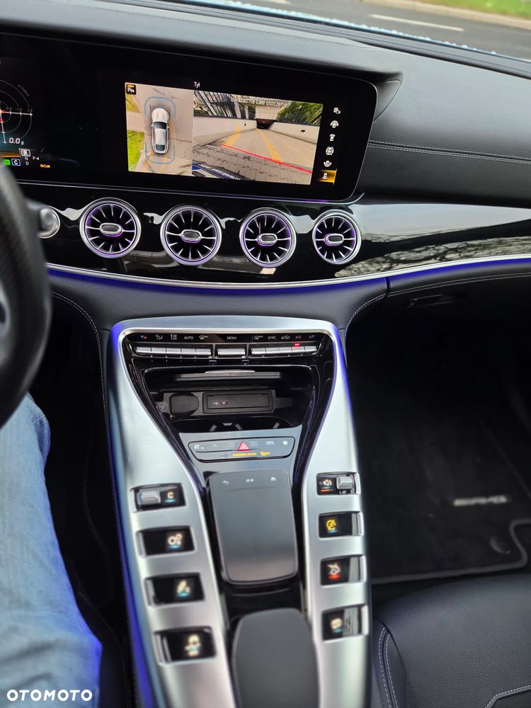 Mercedes-Benz AMG GT 43 4-Matic+ - 25