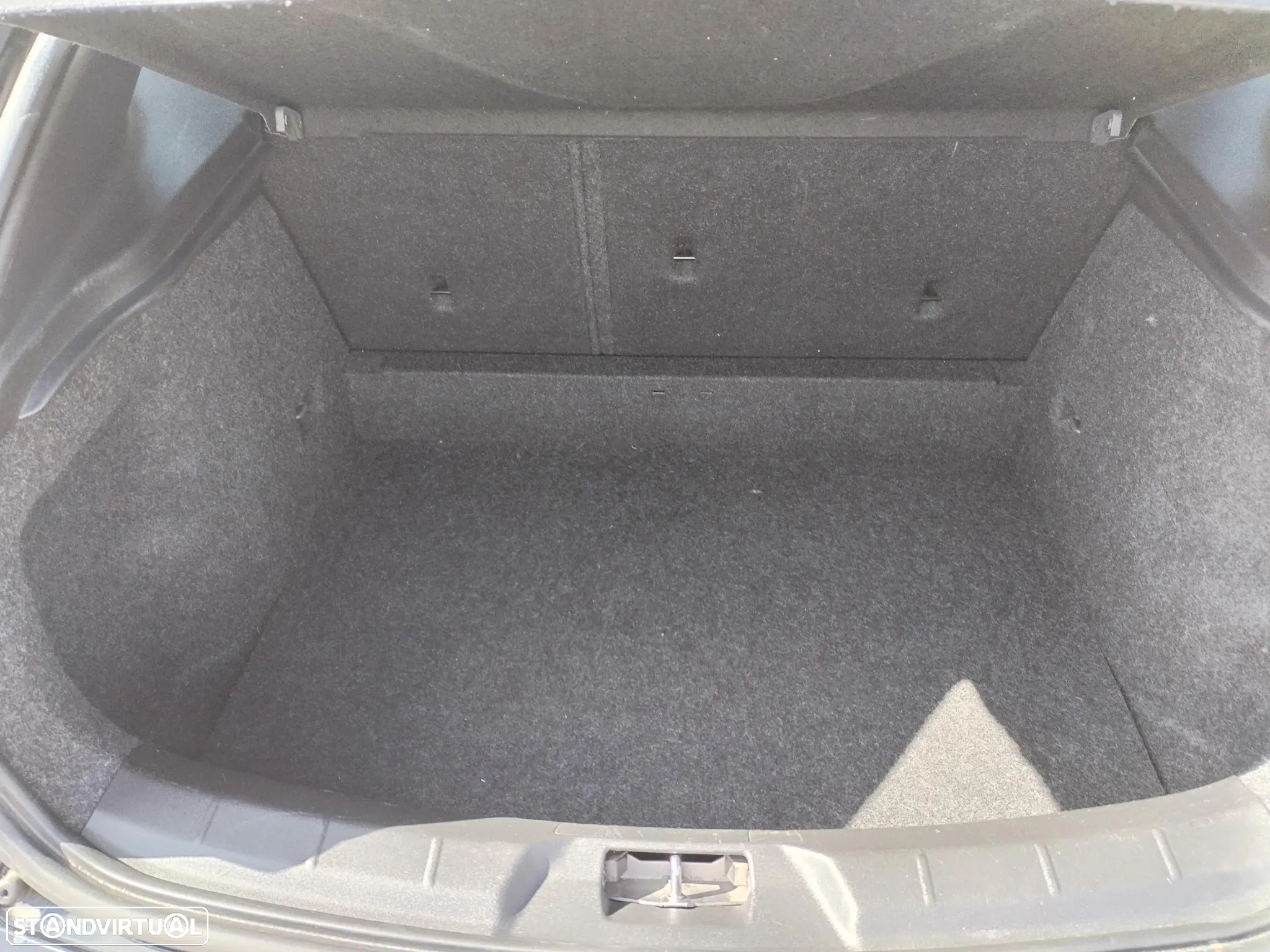 Volvo V40 2.0 D2 Momentum - 9