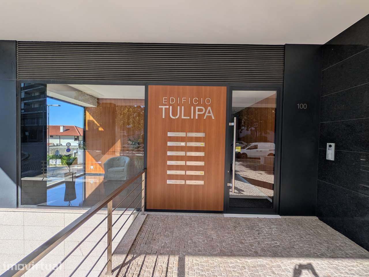 Fantástico Apartamento T3 de Luxo no Centro da Maia - Como Novo! - Grande imagem: 2/32