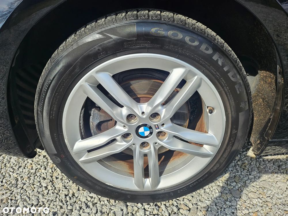 BMW Seria 2 216d Sport Line - 12