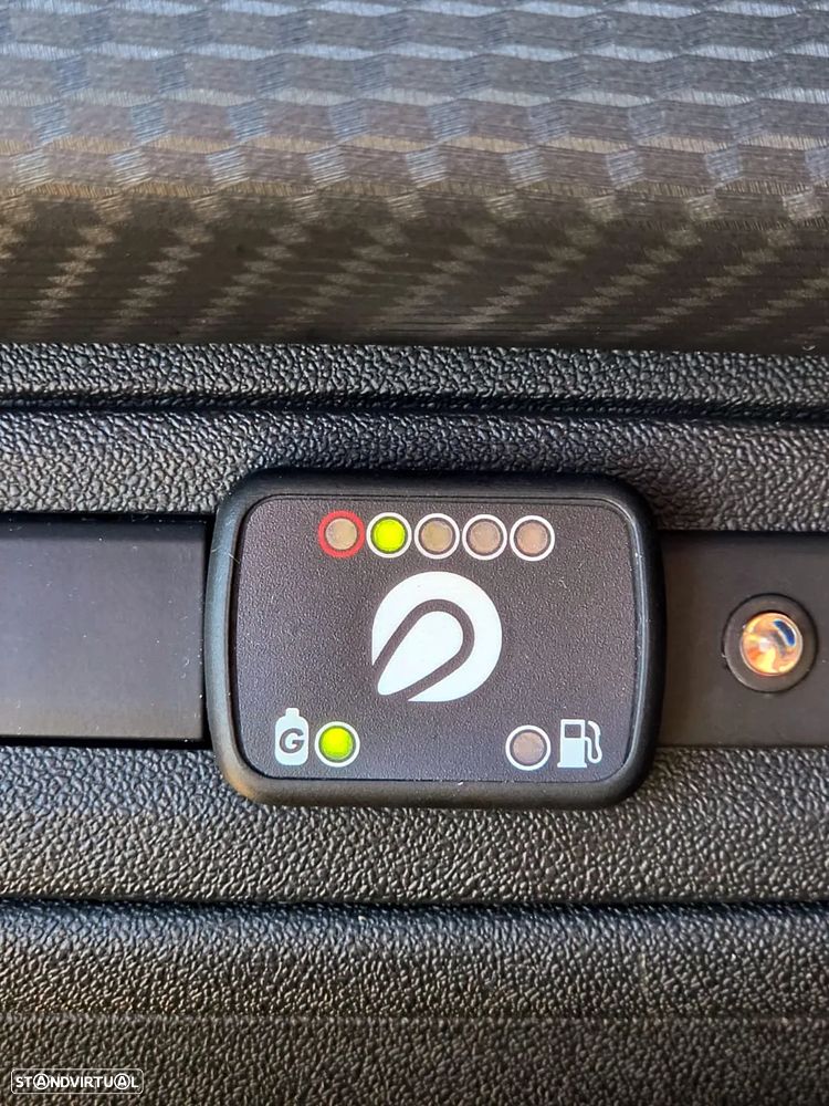 Peugeot 208 1.2 PureTech Style - 22