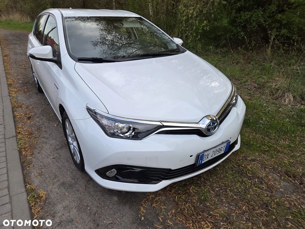 Toyota Auris - 13