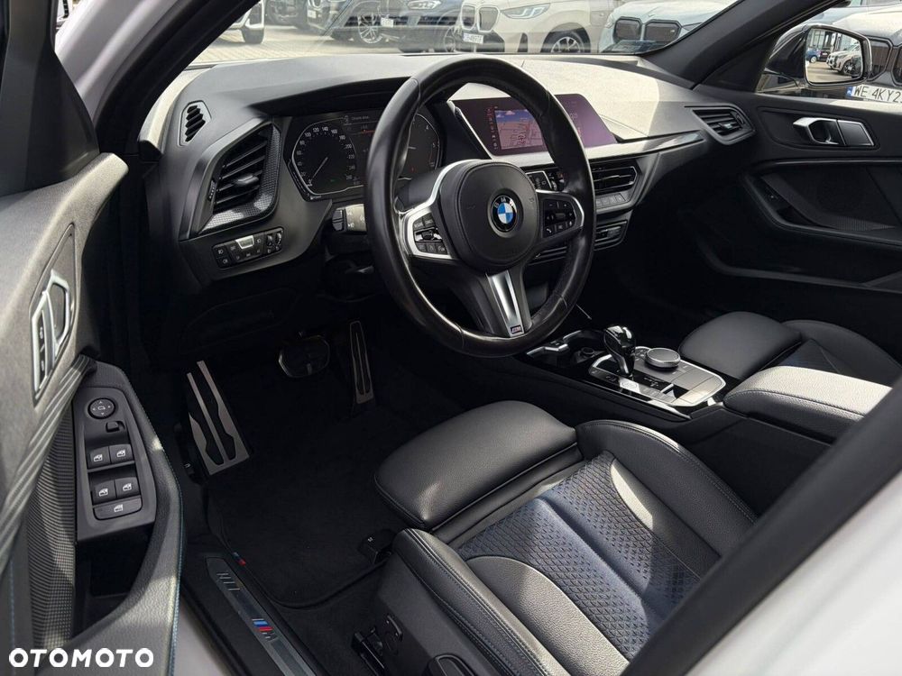 BMW Seria 1 118d M Sport Shadow - 12