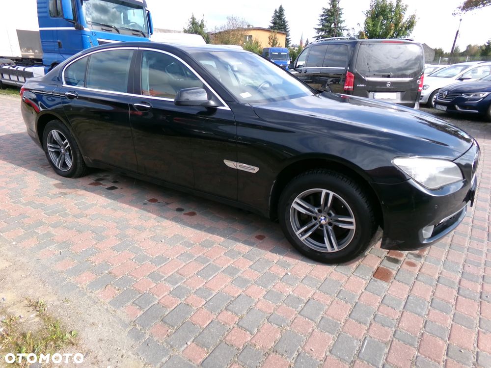 BMW Seria 7 730d - 4