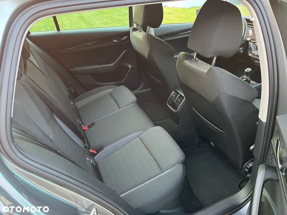 Skoda Octavia 2.0 TDI Ambition - 13