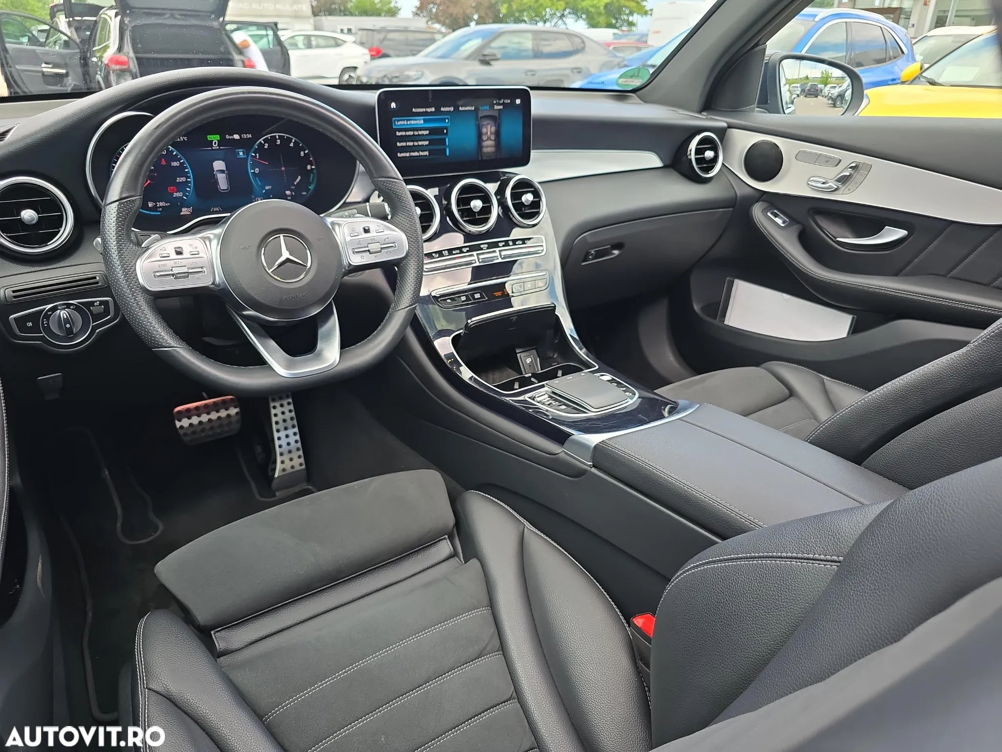 Mercedes-Benz GLC - 28