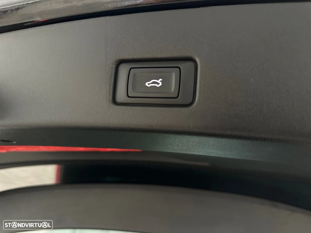Audi Q4 e-tron 50 quattro - 14
