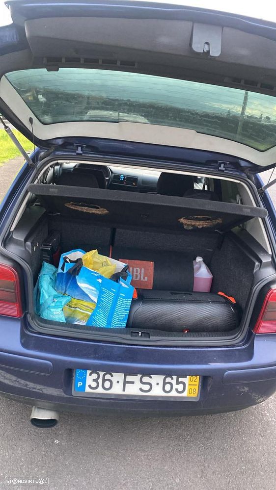VW Golf - 9
