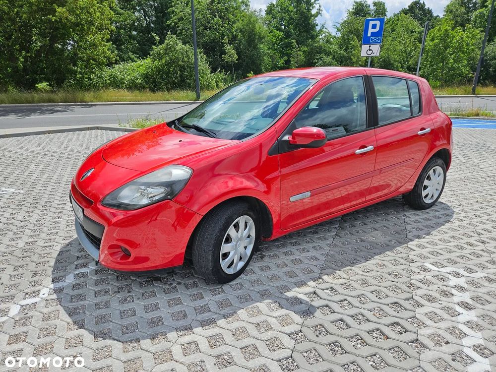 Renault Clio 1.2 16V Authentique Dynamique - 2