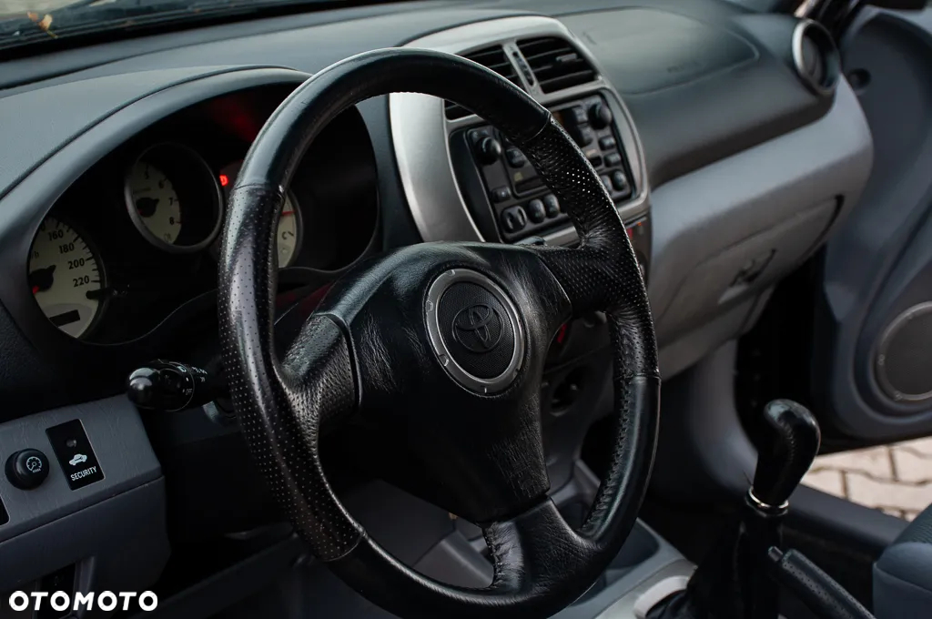 Toyota RAV4 2.0 VVT-i Sol - 35