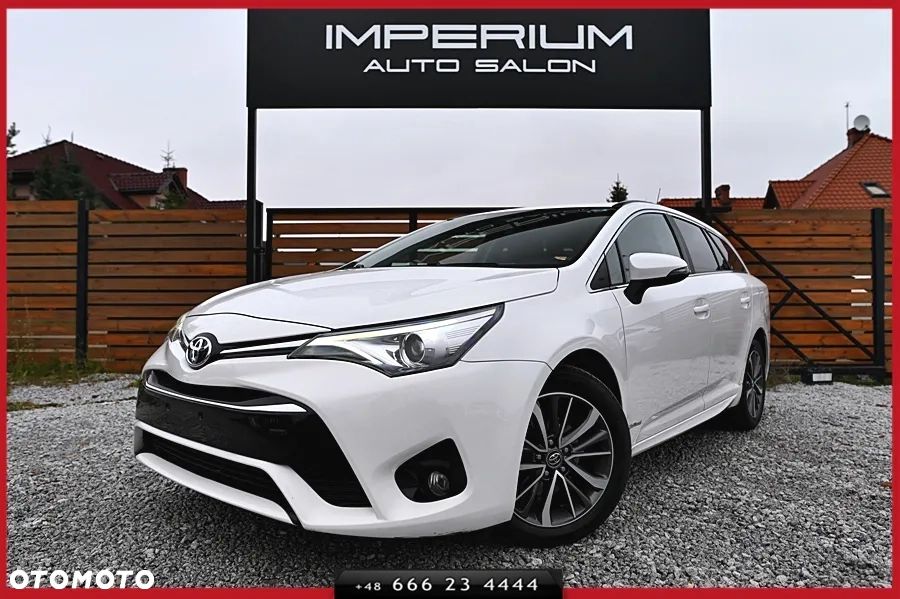 Toyota Avensis Touring Sports 1.6 D-4D Executive - 1